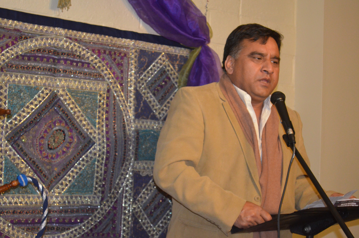 Pak Am Culture 4-28-2012 Javaid Akhtar